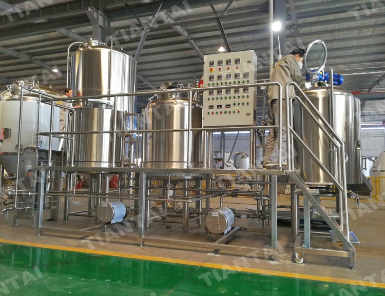 <b>Popular Brewpub brewing system 500L Brewhouse</b>